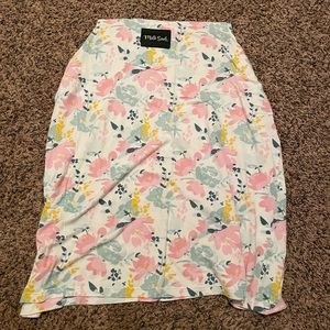 Milk Snob car seat cover. Gently used